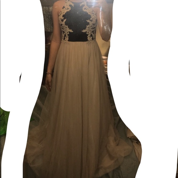 Windsor Black/ivory prom/pageant dress - Picture 2 of 5